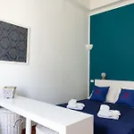 Residenza Romana לינה וארוחת בוקר