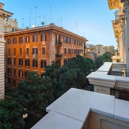 Bed & Breakfast Residenza Romana 4*