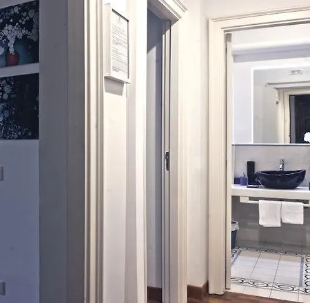 Bed & Breakfast Residenza Romana 4*